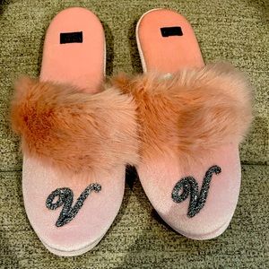 Victoria’s Secret Pink Velvet Slippers. NWT
